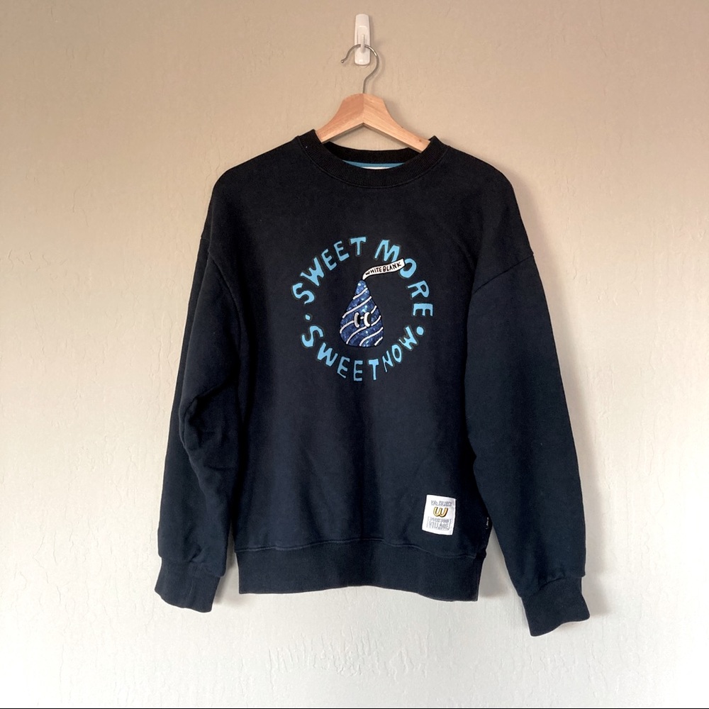 Graphic Navy Sweatshirt